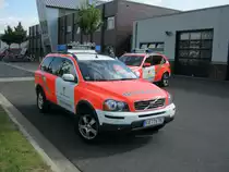 NEF der RW T�nisvorst und Kempen Das NEF aus Kempen ist ein BMW mit GSF Ausbau Der Zweite NEF ist ein Volvo mit Dlouhy Ausbau Die Fahrzeuge sind 2.6.2012 beim Leistungs in Kempen Fotografiert
