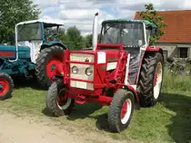 Traktor Mc CORMICK 523 aus dem Landkreis Nordwestmecklenburg, Meetzen [16.08.2009]