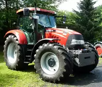 Case 140 steht bei der Oldtimerausstellung in Burghaun-Steinbach, Juli 2012
