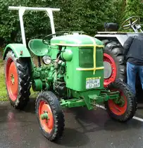 Deutz steht bei der Oldtimerausstellung in Burghaun-Steinbach, Juli 2012