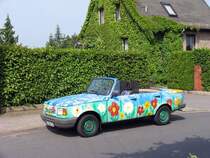 Wartburg 353 umgebaut als Caprio und individuell lackiert; gesehen in Dresden-Wilschdorf, 28.05.2008
