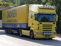 Scania R500 mit Sattelauflieger von Dachser auf der Rastanlage Frankenh�he, 17.05.2012