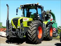 Ein CLAAS Xeron Trac VC war am Landjugendtag in Goeblange (Luxemburg) ausgestellt. 11.05.08
