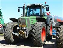 Diesen Fendt Favorit 824 habe ich am 11.05.08 in Goeblange (Luxemburg) fotografiert.