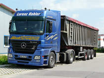 MB Actros MP2 1858 Kipper von  Schrott Schmidt  abgestellt in Ellwangen, 17.05.2012