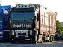 Renault Magnum 500 von  R�ssler  bei der Pause auf dem Rasthof W�rnitz, 17.05.2012