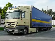 MB Actros MP3 1846 der Spedition Schmitt bei der Pause auf der Rastanlage Kammersteiner Land, 18.05.2012