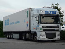 DAF XF 105.510 mit Khlauflieger von  SVAT  aus Ungarn auf dem Rasthof Wrnitz, 27.05.2012