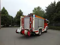 Hilfeleistungsl�schfahrzeug (HLF 20/16) der Freiwilligen Feuerwehr Viersen, L�schzug D�lken.

Technische Daten:

Fahrgestell: Iveco 150 E 30
Aufbau: Magirus
Singlebereifung
Automatikgetriebe

Bei einem Fototermin ist das HLF ist am 27.7.12 in Viersen aufgenommen worden