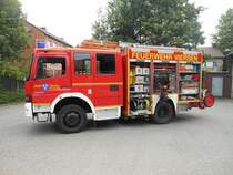	
Mercedes-Benz Atego 1328 Bj. 2003 Aufbau Magirus
LF 16/12
Fahrzeug steht beim Lschzug Dlken er Feuerwehr Viersen


Bei einem Fototermin ist das LF ist am 27.7.12 in Viersen aufgenommen worden
