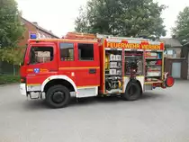 	
Mercedes-Benz Atego 1328 Bj. 2003 Aufbau Magirus
LF 16/12
Fahrzeug steht beim L�schzug D�lken er Feuerwehr Viersen


Bei einem Fototermin ist das LF ist am 27.7.12 in Viersen aufgenommen worden
