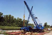 ADK162 auf Kraz257 als Doppelpack in Neu-Derben bei der Bolle-Werft im Einsatz.Foto von 2008!