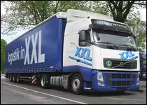 4.5.12 / Volvo FH ( o.Typenschild) f�r die lasttrans Gmbh im M�rkischen Kreis auf dem Rastplatz gesehen..