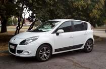 Renault Scenic III Facelift, fotografiert am 24.07.2012.