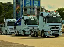 Actros-Parade (2546, 2861 und 1851) eines Schaustellerbetriebs am 02.08.2012 in Aachen.