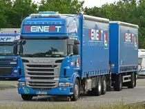 Scania R420 H�ngerzug von  Reinert Logistics  abgestellt auf dem Rasthof Herrieden, 28.05.2012