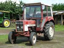 IHC 433 eines Traktorsammlers in Nordholz, Juli 2012