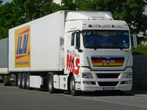 MAN TGX 18.480 von  MLS  abgestellt im Nrnberger Hafengebiet, 07.06.2012