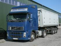 Dieser VOLVO Kipper hatte,am 15.August 2012,in Bergen/Rgen schon Feierabend.