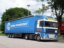 August 2012 / fr die europische Spedition Sipma - Transporte fhrt der DAF XF 105 mit 430 PS , gesehen wurde er im Mrkischen Kreis..
