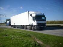 Mercedes-Benz Sattelzug in Mukran am 13.08.2012