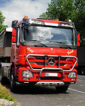 August 2012/ Frontansicht vom Mercedes Actros 1844 Kipper....