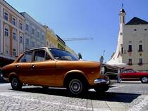 FORD 1100L hat sich anlsslich der 23.Landlralley am Rieder Hauptplatz eingefunden; 120818
