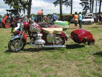 Motorrad JAWA 350 mit Anhnger PAv 40 aus dem Landkreis Nordwestmecklenburg (NWM) beim 18. Oldtimer- und Traktoren-Treffen im AGRONEUM in Alt Schwerin [12.08.2012]