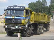 Die Fa. Plambeck aus Cuxhaven am 15.6.2011 mit einem MB SK Kipper in Otterndorf