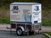 Werbeanh�nger der Fa. G�DDE abgestellt in Herten am 19,04,2012