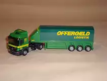 1:87 Modell eines Glasinnenladers der Offergeld Logistik