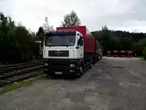 MAN TGA steht am 11.08.12 in Freyung 