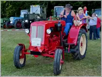 Schl�ter AS 22;Bj 1956; 2 Zyl; 22 Ps; 2356 ccm, aufgenommen beim Oldtimertreffen in Keispelt (L) am 12.08.2012. Der Fahrer scheint seiner kleinen Beifahrerin zu sagen:  Halt dich gut fest, jetzt geht es nach Hause . Gru� an den Fahrer.