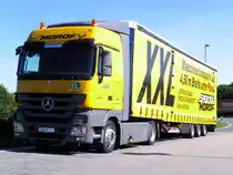 August 2012 / Mercedes Actros 1848 von Spedition Morof..
