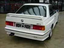 Heckansicht eines BMW E30 M3. 1986 - 1991. Classic Remise D�sseldorf am 25.08.2012.