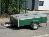 1achsiger PKW Anh�nger Eigenbau  mit vielen Details am 28.05.2012 in Herne gesehen