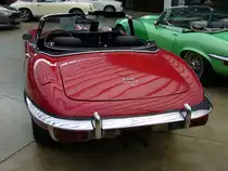 Heckansicht eines Jaguar E Type Series 2 Roadster. 1964 - 1971. Classic Remise D�sseldorf am 25.08.2012.