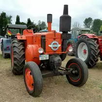 der einzige seiner Art: Pampa steht bei der Oldtimerausstellung am Baiersr�der Hof, August 2012