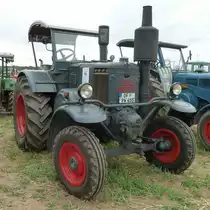 Lanz besucht die Oldtimerausstellung am Baiersr�der Hof, August 2012

