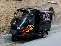 PIAGGIO APE 50 in black sincity shoes & fashion in Flensburg am 09.09.2011 Frontseitenansicht
