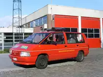 Einsatzleitwagen Renault Espace der Feuerwehr Brasschaat, Aufnahme am 29.10.2006, Fahrzeug wurde in 2008 ersetzt durch ein Opel Vivaro 