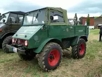 Unimog 411 besucht die Oldtimerausstellung der IGHL am Baiersr�der Hof, August 2012