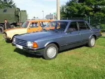 Limousine Ford 2.3 GL  Granada  aus dem alten Landkreis Ludwigslust (LWL) beim 11. Oldtimertreffen Hagenow [26.08.2012]
