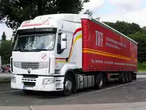 August 2012 / Renault Premium  - motorisiert mit 450 PS und eingesetzt vom europ�ischen Transportunternehmen TIFF...