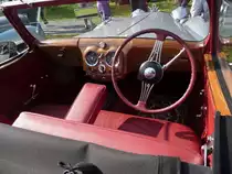 Innenraum des Triumph Roadster (Baujahr ca. 1947) im Niederrheinischen Freilichtmuseum Grefrath (25.9.11)
