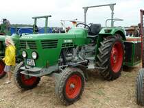 Deutz 4006 steht im August 2012 zur Ausstellung am Baiersr�der Hof