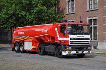 Wassertankfahrzeug Daf 95.360 ATI mit neue Sattelauflieger von Atcomex der Feuerwehr Sint-Niklaaas, Aufnahme am 21.07.2011 in Brussel aus Anlass des Nationalfeiertags 