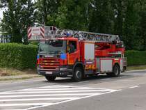 Drehleiter Scania 114G 340 Aufbau Magirus DLK 23-12 GL CS der Feuerwehr Zaventem, Aufnahme am 28.05.2011