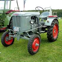 Schlter steht beim Schltertreffen am Kirchheimer See, September 2012