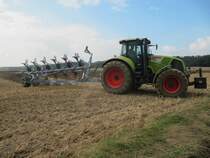 Claas AXION 840 bei der Feldarbeit am 3.9.2012 bei Mhnesee-Gnne